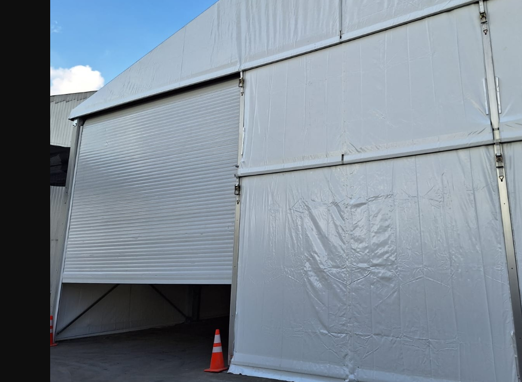 Portones de Acceso para Carpas de Almacenaje